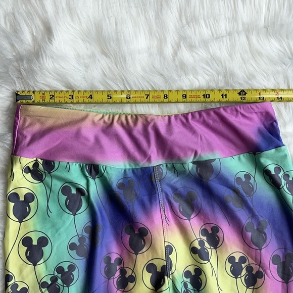 NWOT Disney Rainbow Mickey Mouse Balloon Bike Shorts Size M - Picture 4 of 9